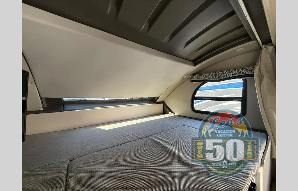 2022 Thor Motor Coach Magnitude RS36, Photos photo 15