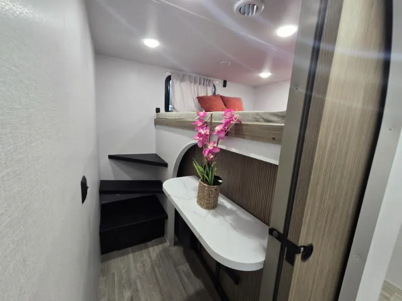2026 Forest River Salem 300ICE — Photo 6