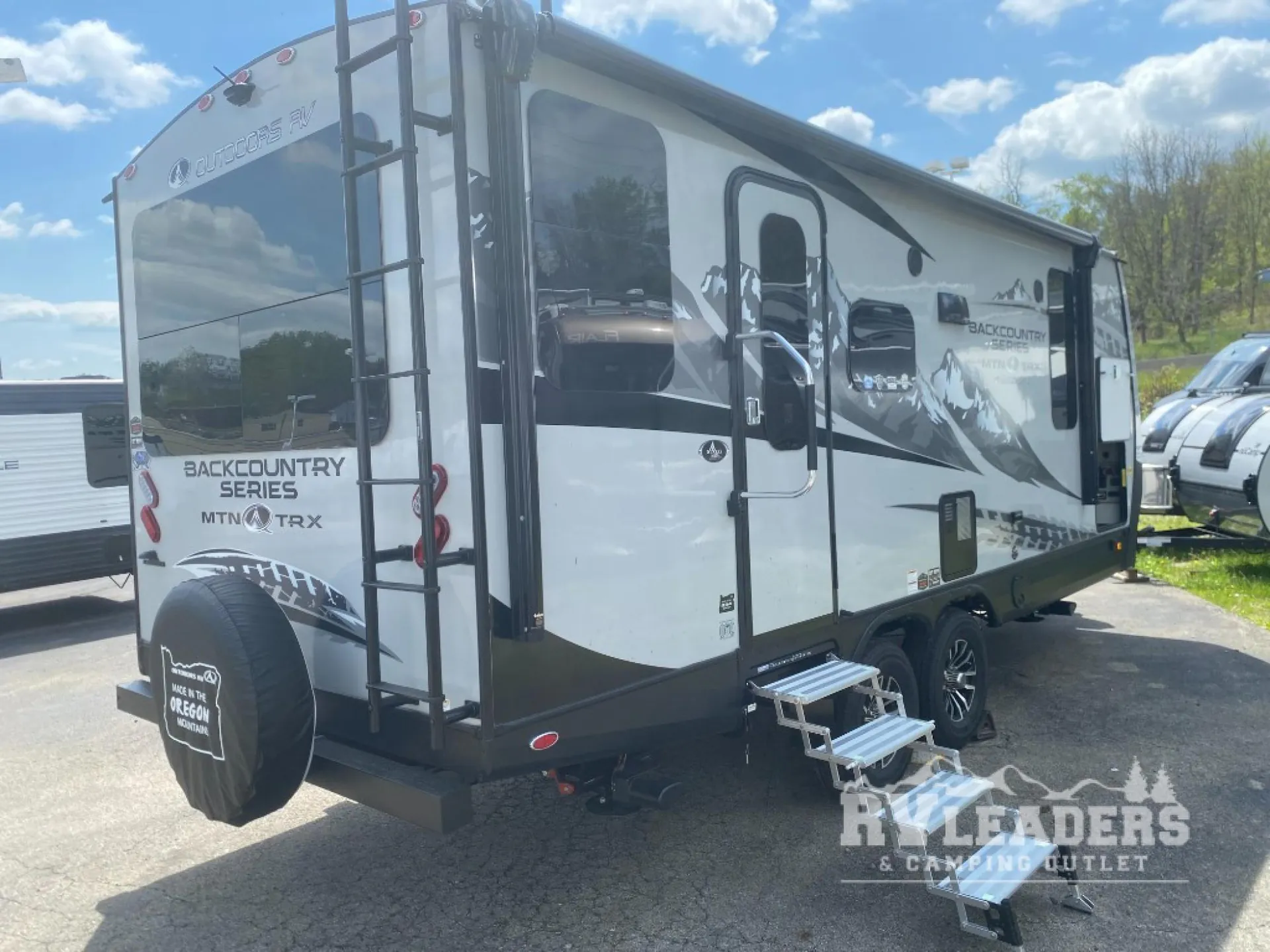 2026 Outdoors RV Back Country 21BD - Photo 4