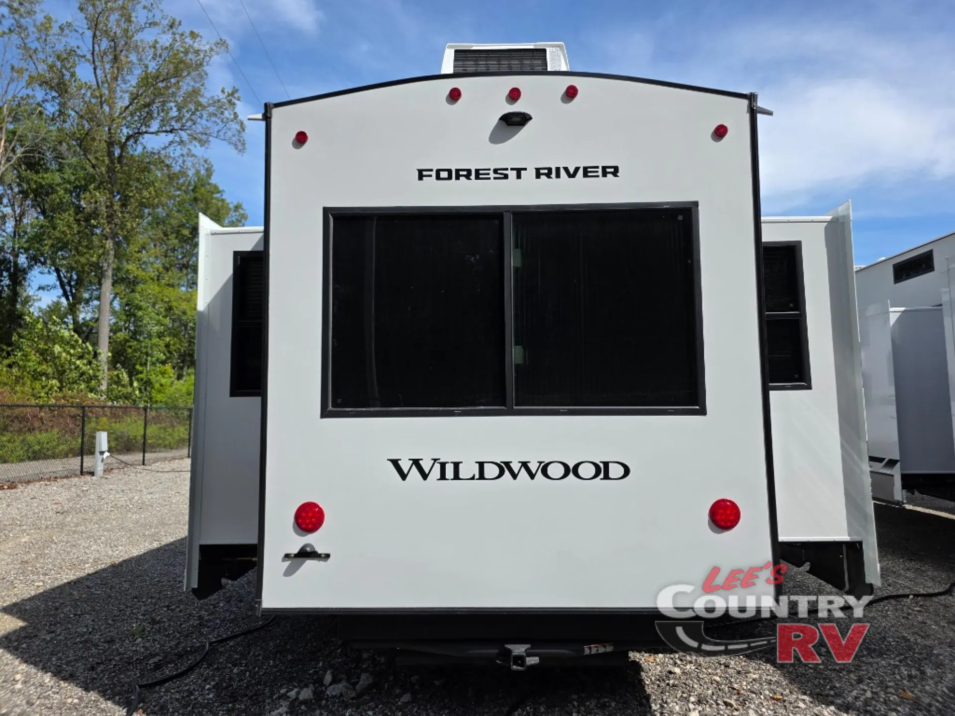 2027 Forest River Wildwood Heritage Glen 286RL - Photo 4