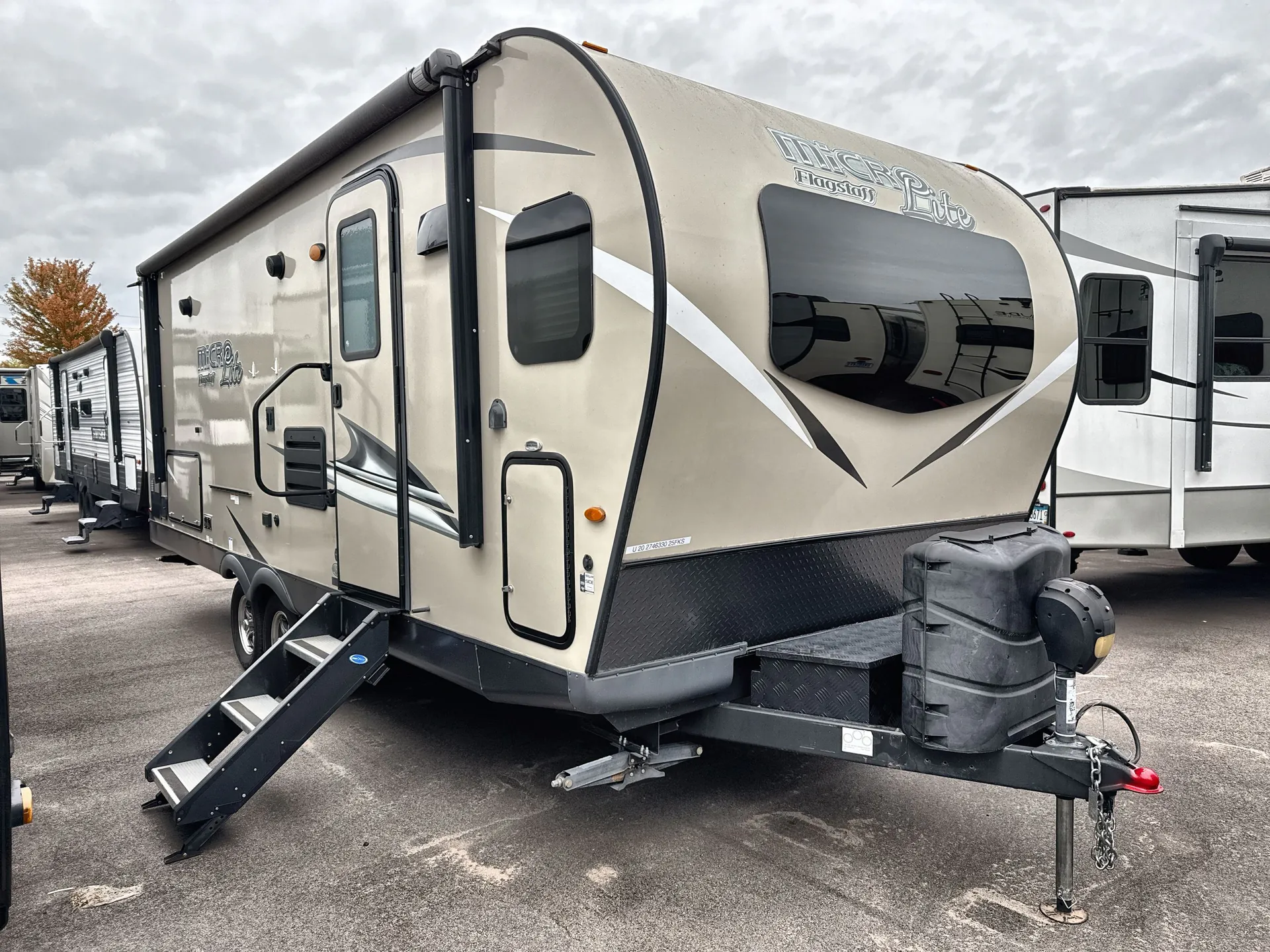 2020 Forest River Flagstaff Micro Lite 25FKS