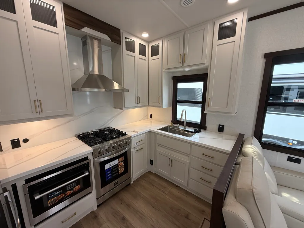 2027 Forest River Cedar Creek 390RK, Photos photo 9