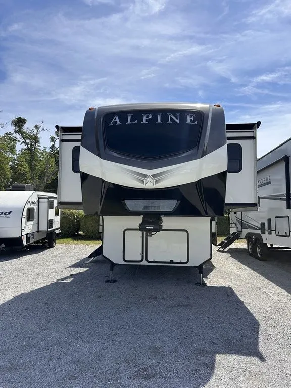 2022 Keystone Alpine 3712KB - Photo 2