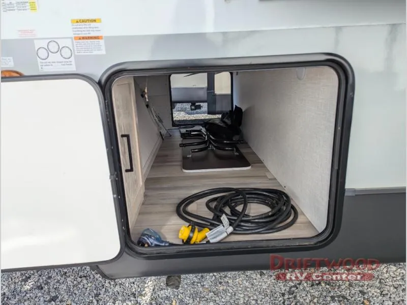2023 Forest River Rockwood Mini Lite 2511S - Photo 4