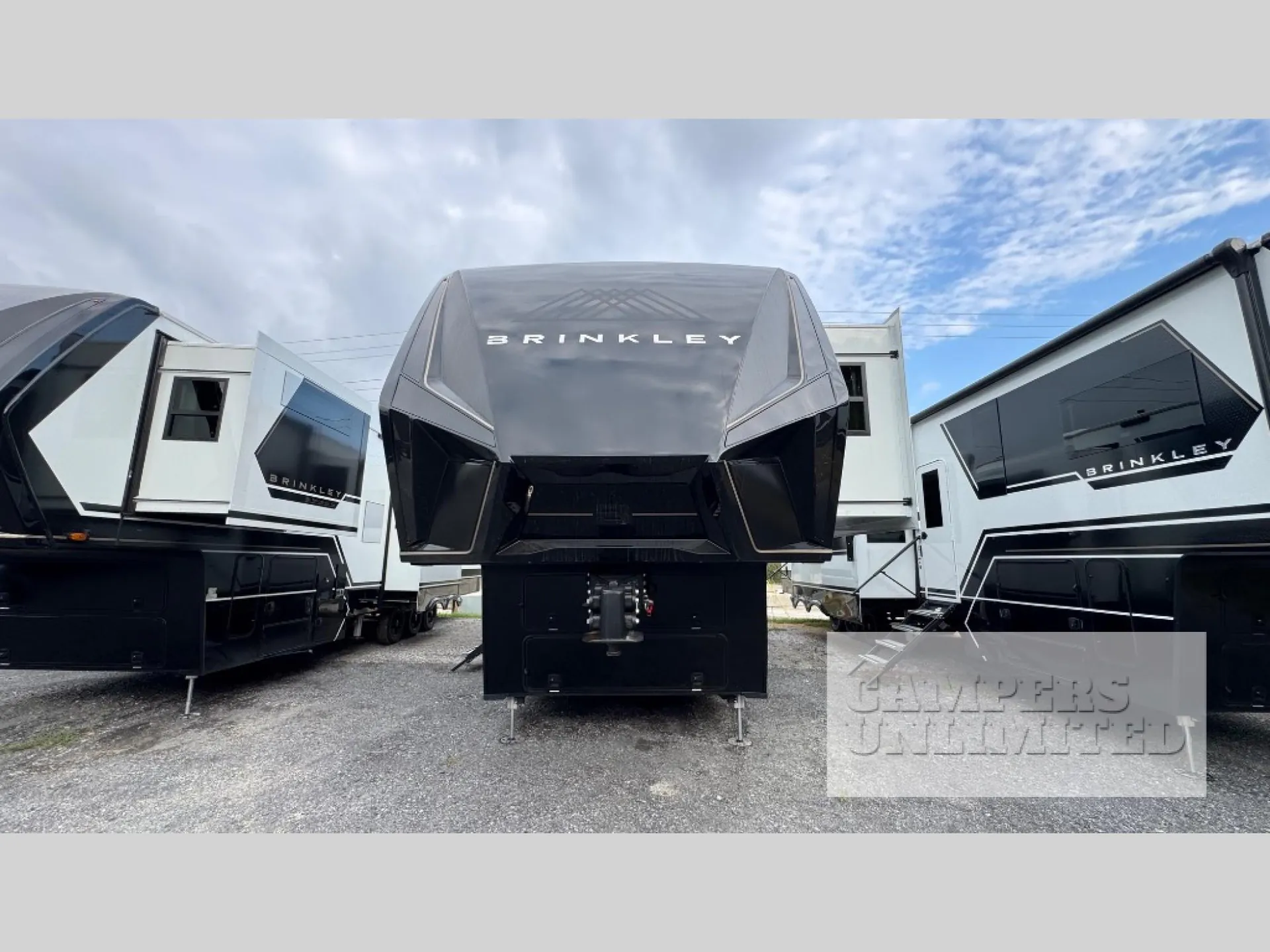 2026 Brinkley Model G 3950 exterior
