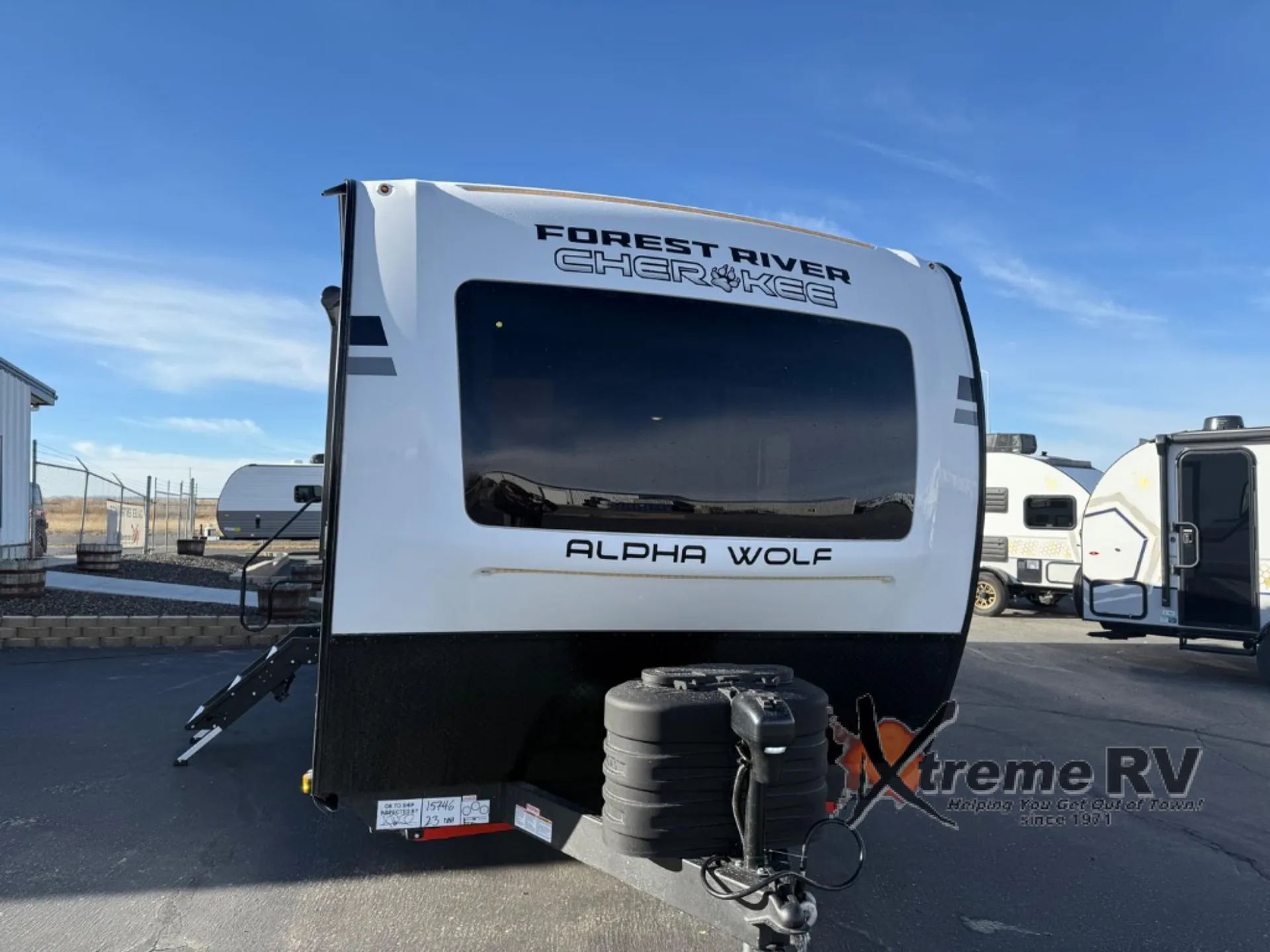 2025 Forest River Cherokee Alpha Wolf 23DBH - Photo 3