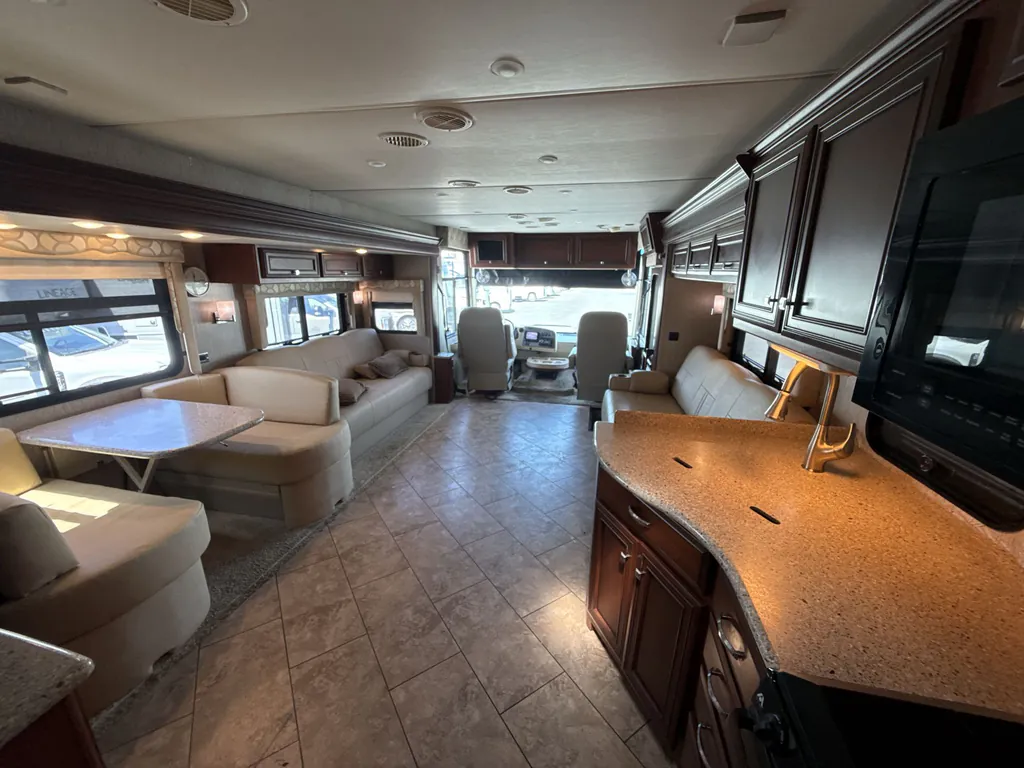 2016 Newmar Bay Star 3518, Photos photo 38