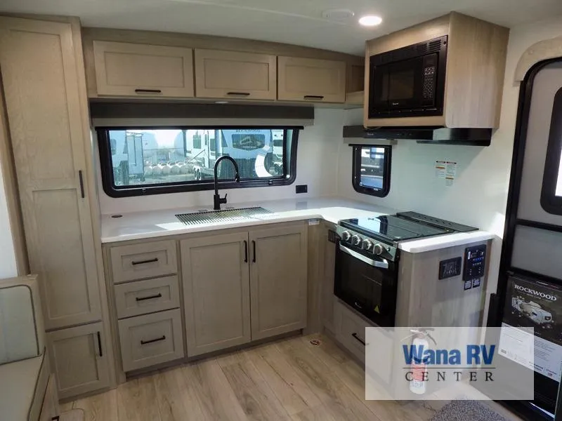2026 Forest River Rockwood Mini Lite 2506FK - Photo 3
