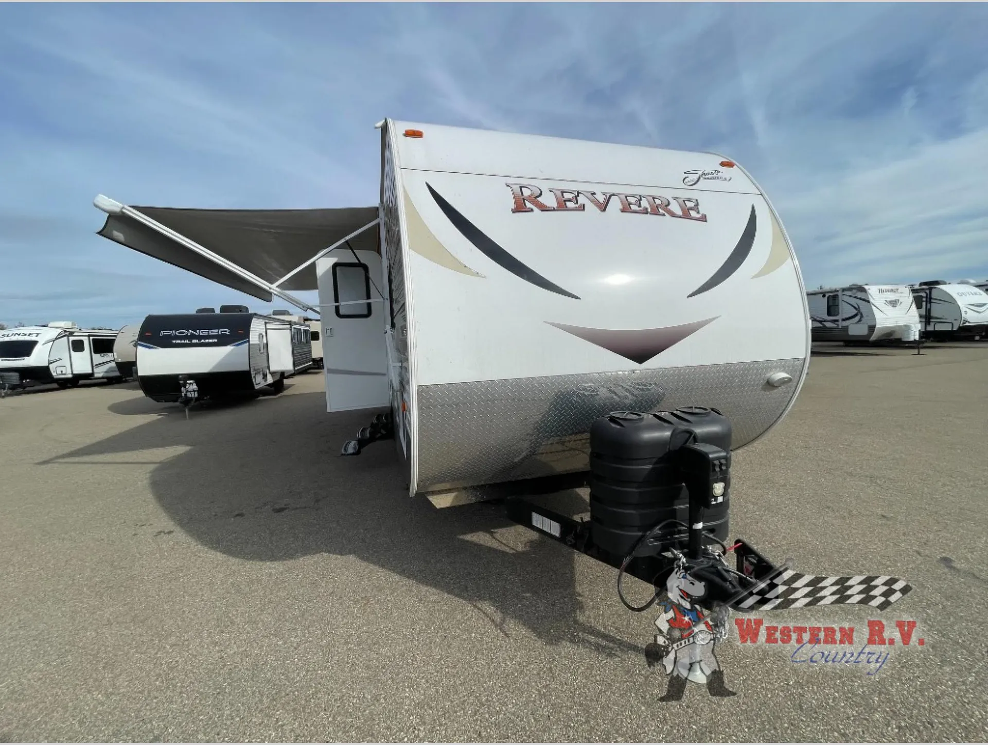 2017 Shasta Revere 27RB - Photo 2