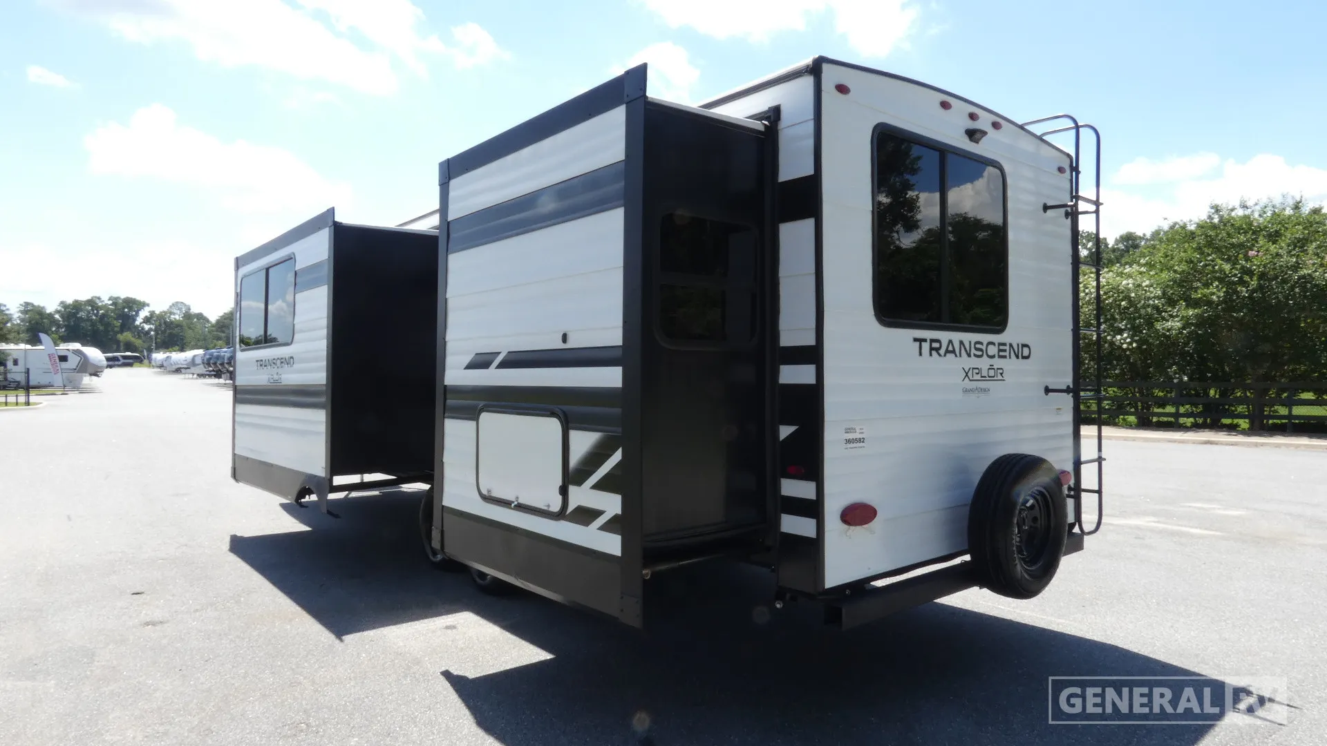 2024 Grand Design Transcend Xplor 251BH - Photo 4