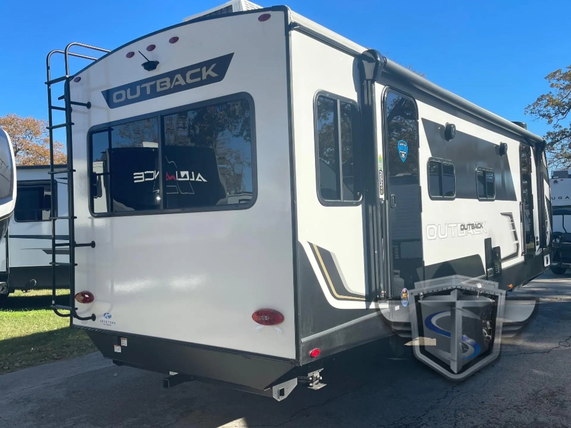 2025 Keystone Outback 252RD dealer photo 3 from T&S RV & Sport
