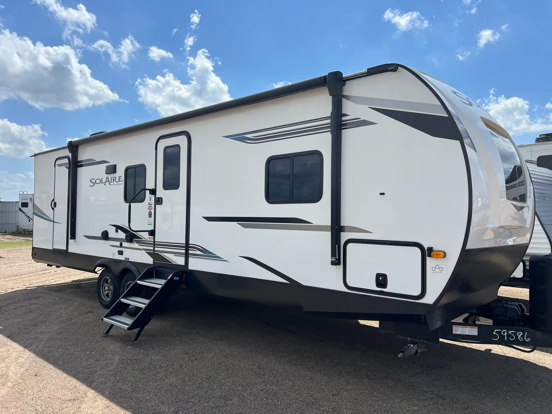 2023 Palomino Solaire 294DBHS - Photo 2