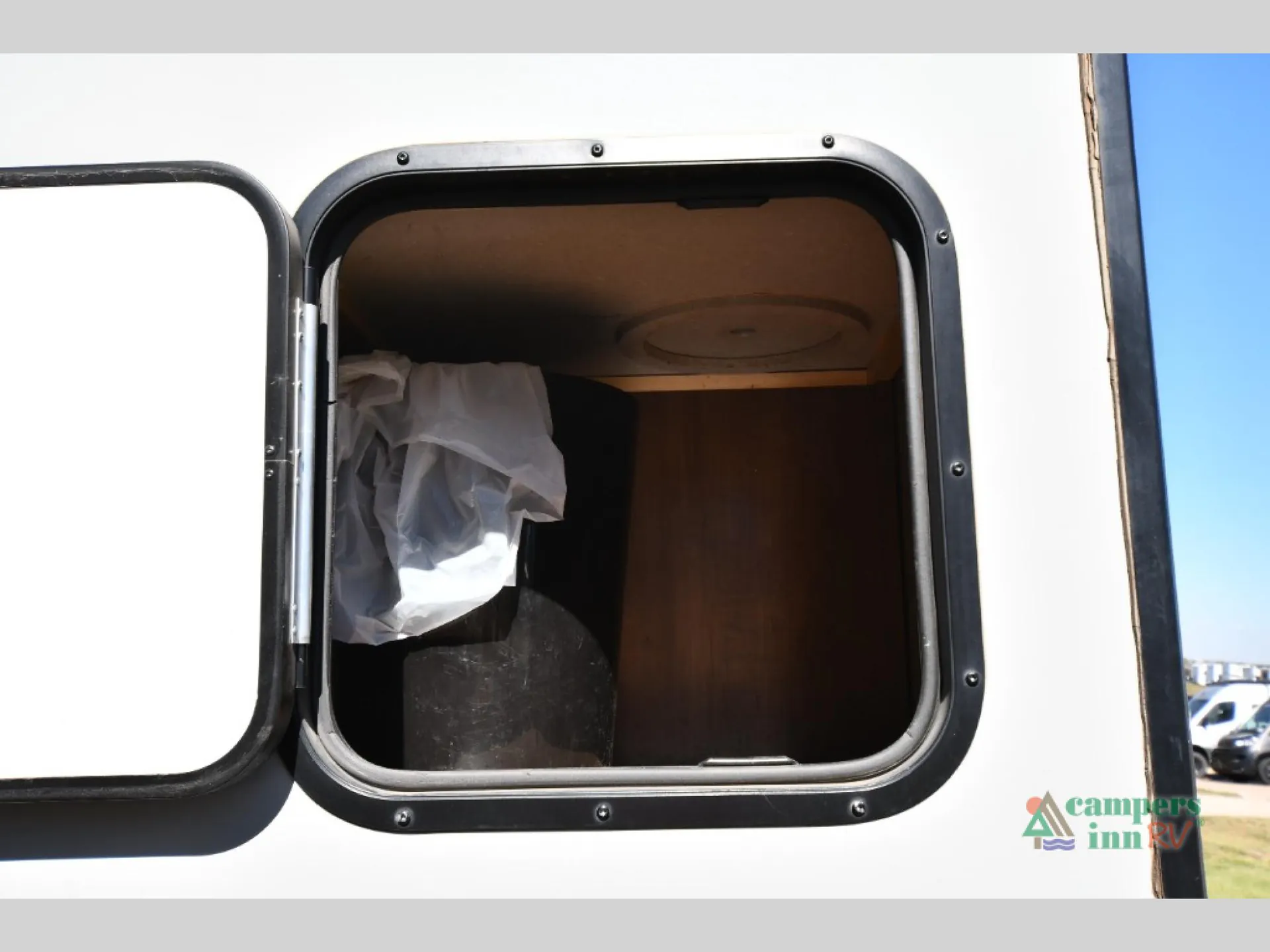 2022 Outdoors RV Blackstone Titanium Series 280KVS - Photo 4