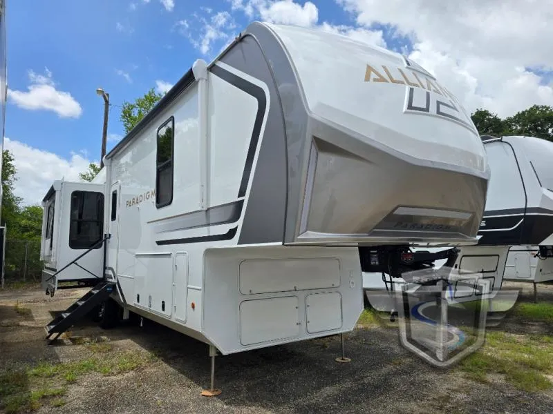 2026 Alliance RV Paradigm 340RL - Photo 2