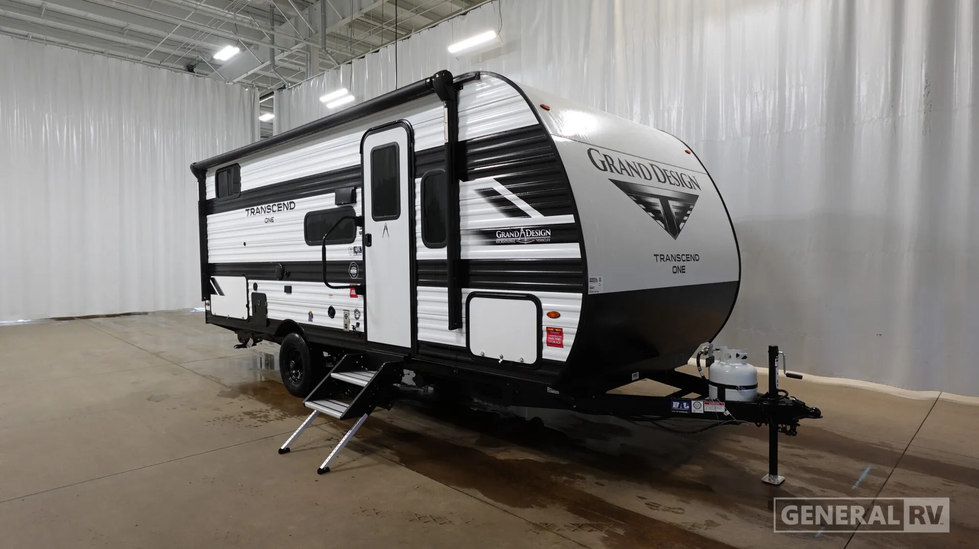 2026 Grand Design Transcend One 161BH - Photo 2