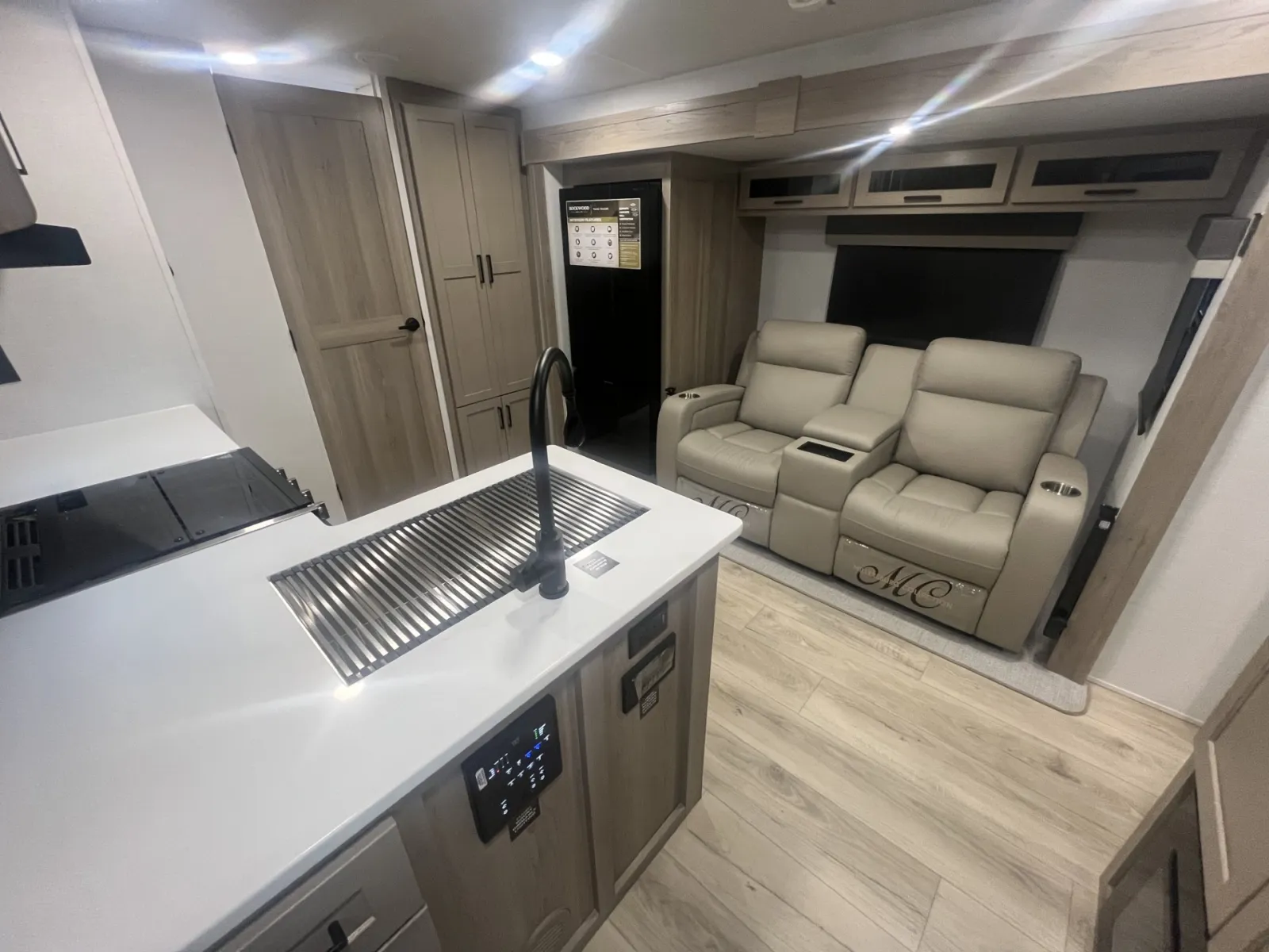 2026 Forest River Rockwood Mini Lite 2513S — Photo 7