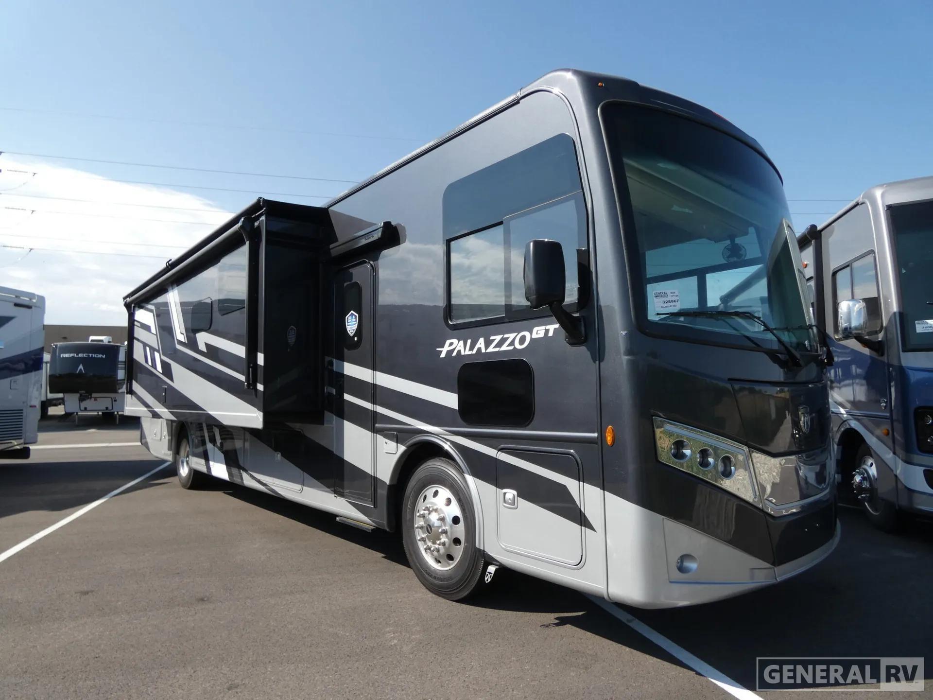 2026 Thor Motor Coach Palazzo GT 37.5 - Photo 2