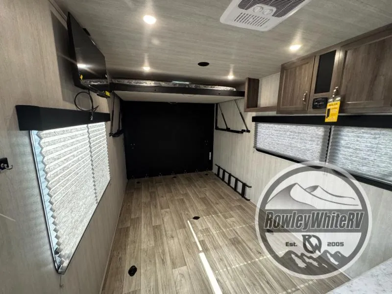 2026 Genesis Supreme Overnighter GFB2100 - Photo 4