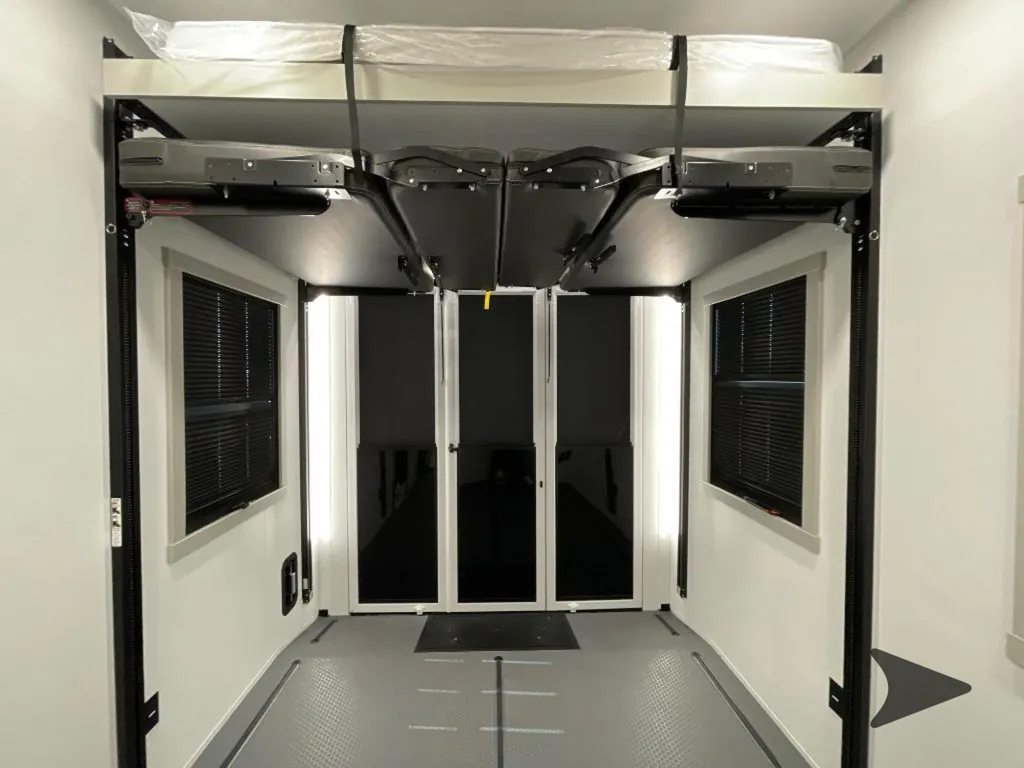 2027 Brinkley Model G 3970, Photos photo 44