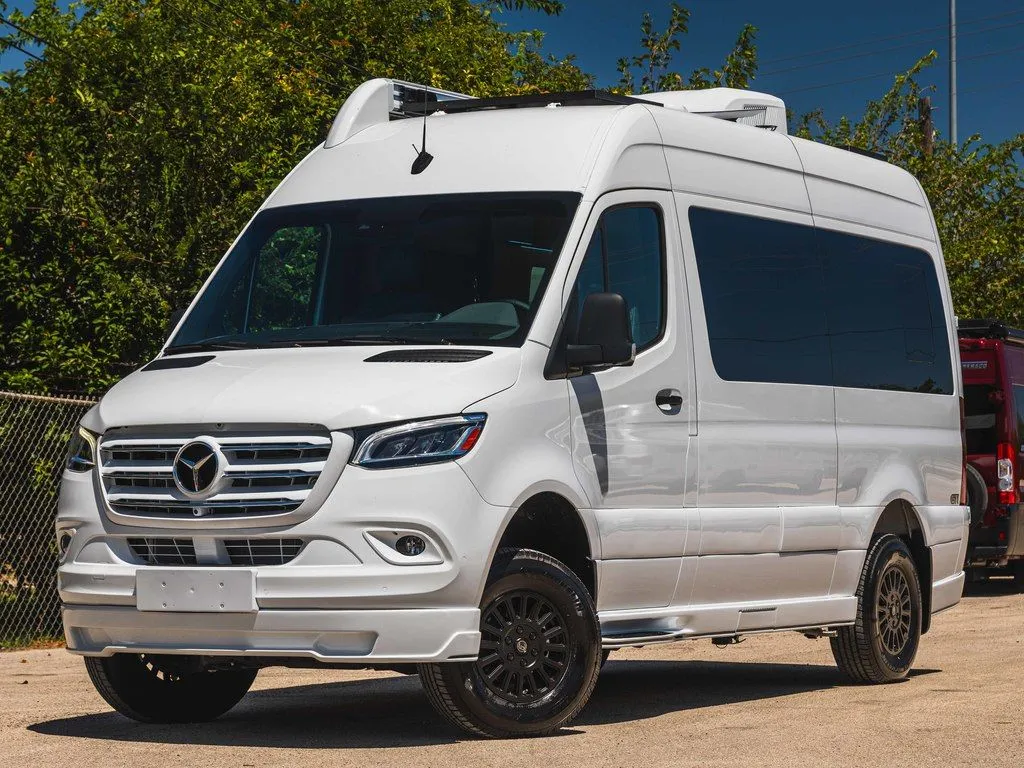 2025 Tiffin Motorhomes GT1 - Main photo