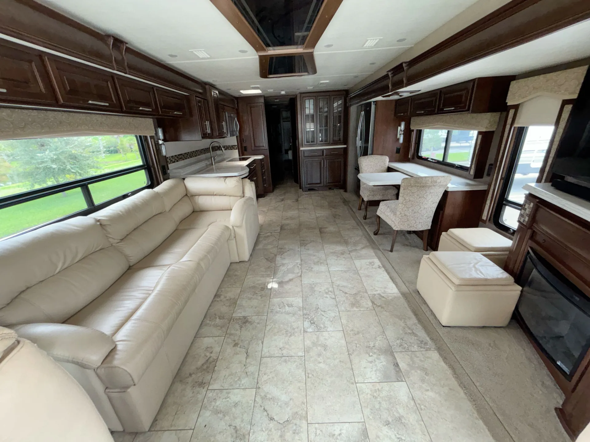 2018 Entegra Coach Aspire 42DEQ — living area main