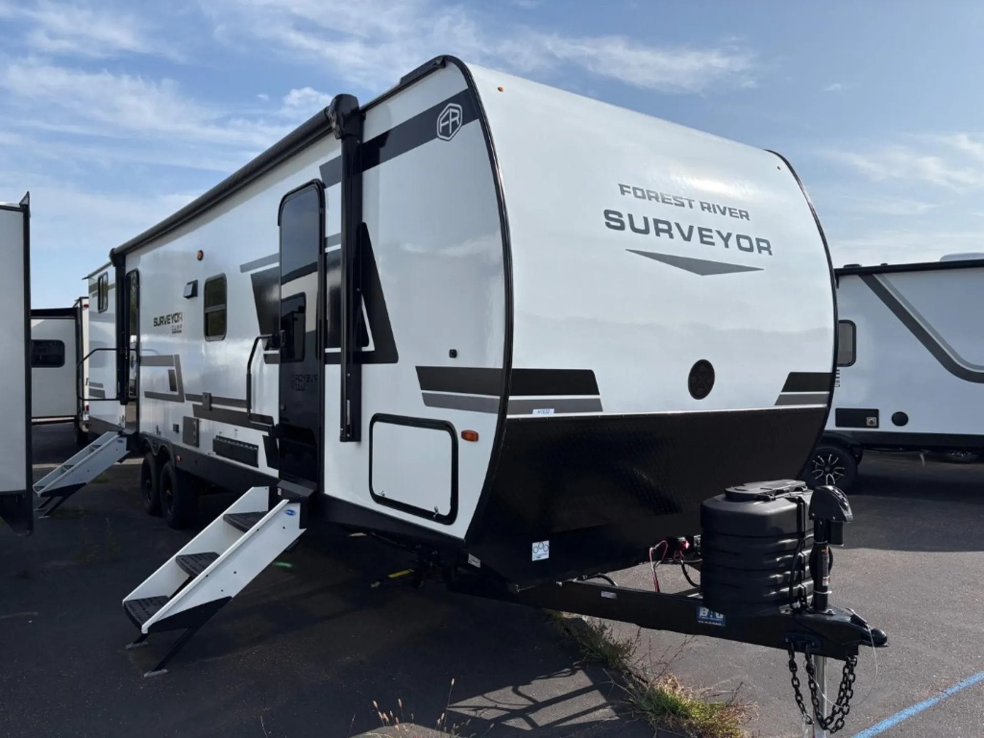 2027 Forest River Surveyor Camp 32CAMP dealer photo 1 from Markquart RV