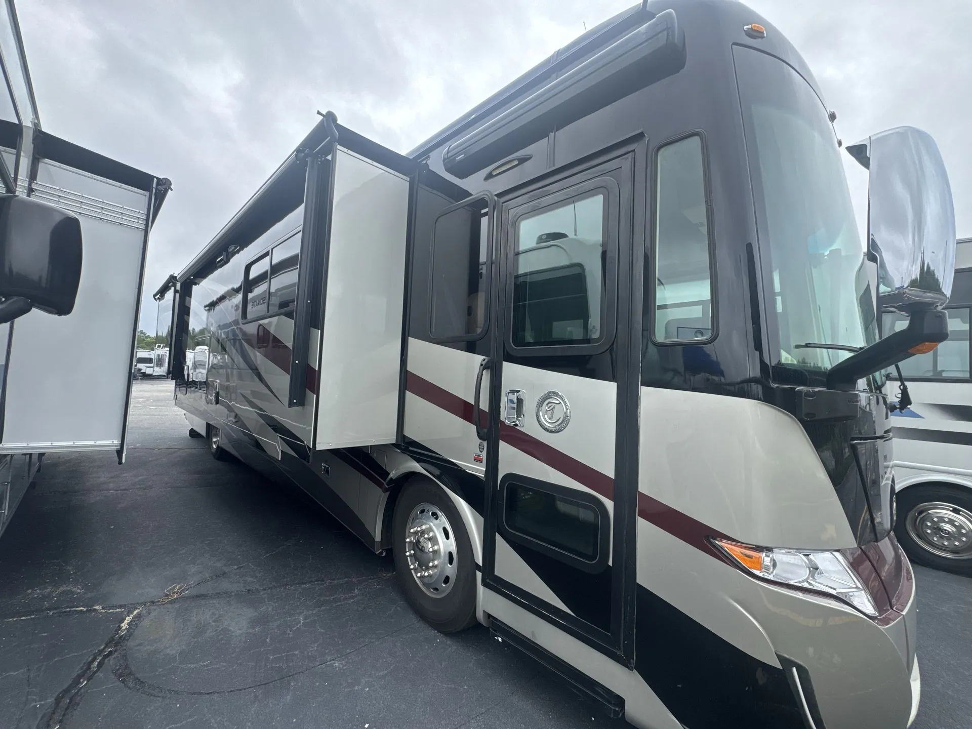 2018 Tiffin Allegro Red 37 BA - Photo 2