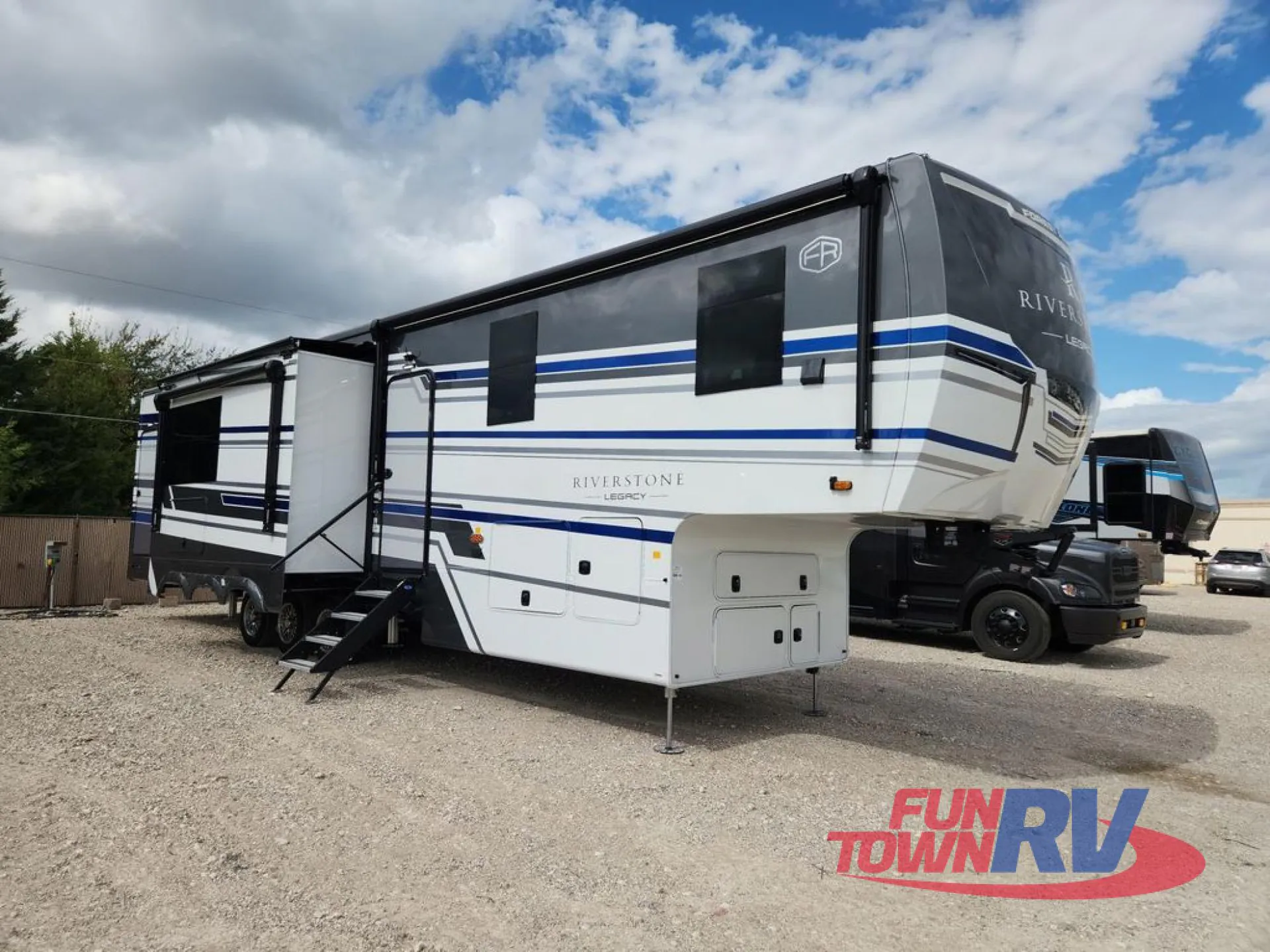 2027 Forest River RiverStone 44DBL