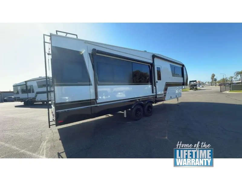 2026 Brinkley Model Z 3100 - Photo 4