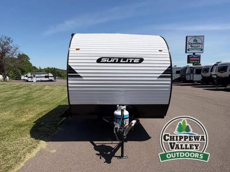 2027 Sunset Park RV Sun Lite LTD 13BD - Photo 3