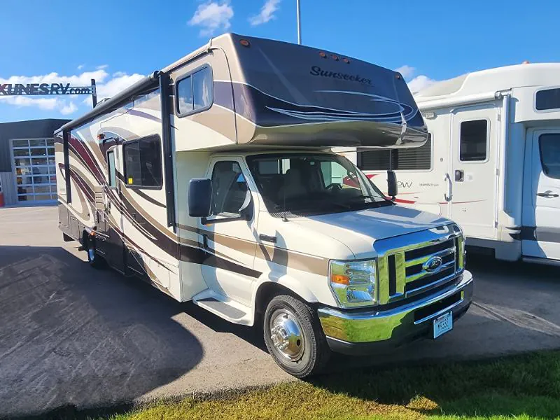 2013 Forest River Sunseeker 3050S - Photo 2