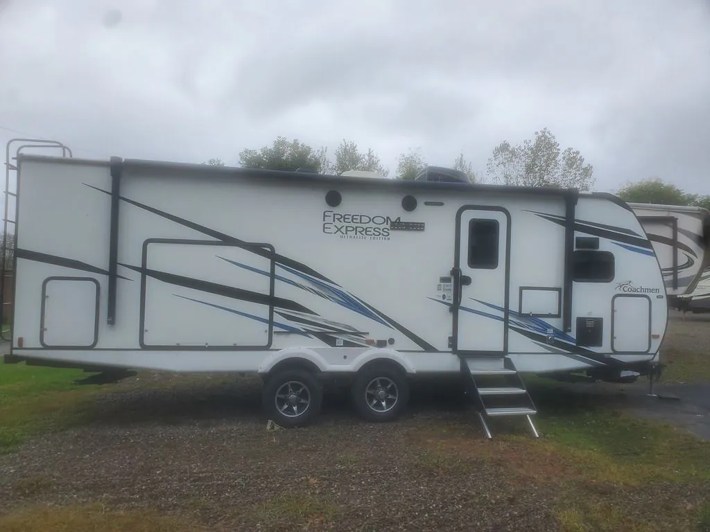 2022 Coachmen Freedom Express 259FKDS - Photo 3