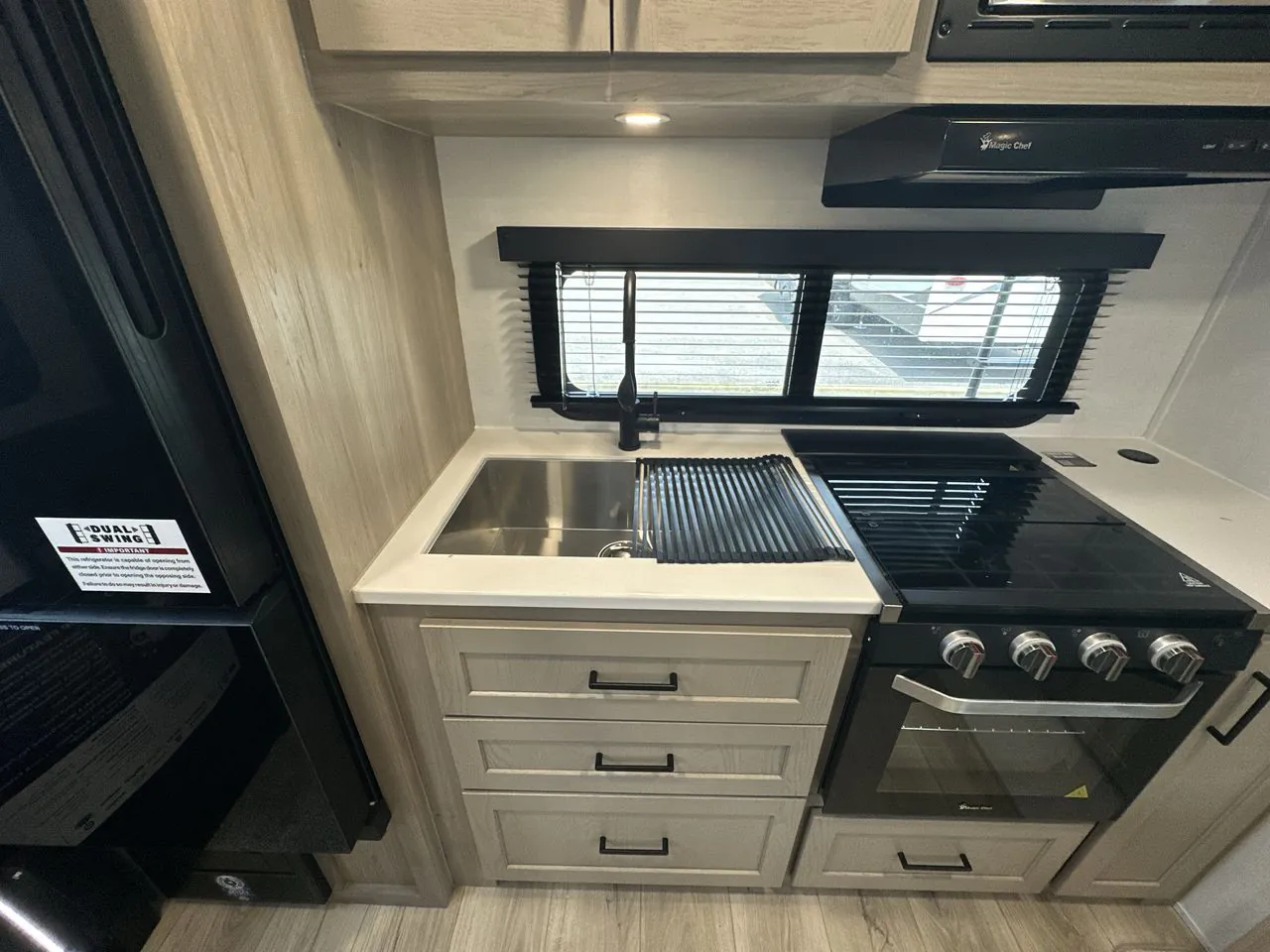 2026 Forest River Rockwood Mini Lite 2515S — Photo 7