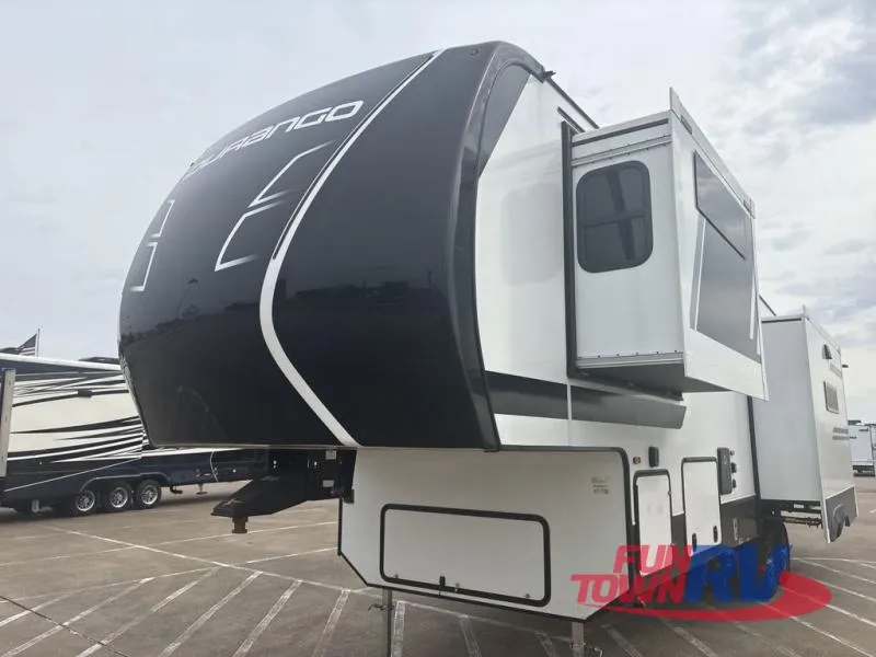 2026 KZ Durango 301RLT - Photo 3