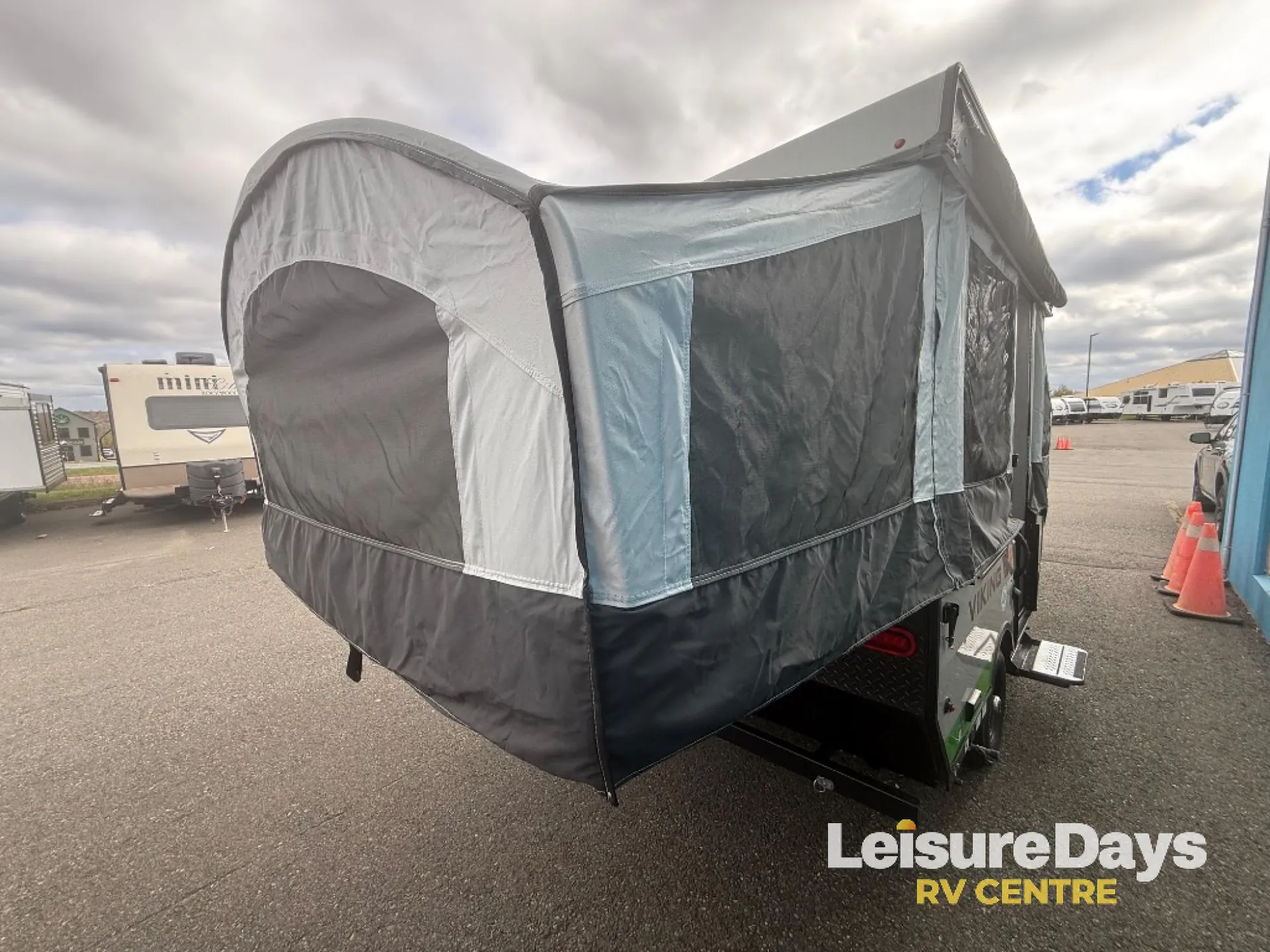 2023 Forest River Viking 1706XLS — Photo 6