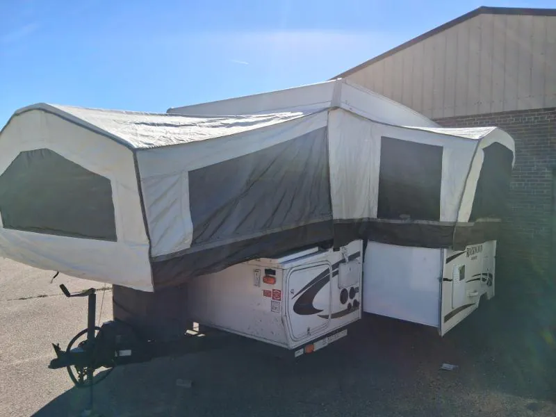 2013 Forest River Rockwood Premier 2514G - Photo 3