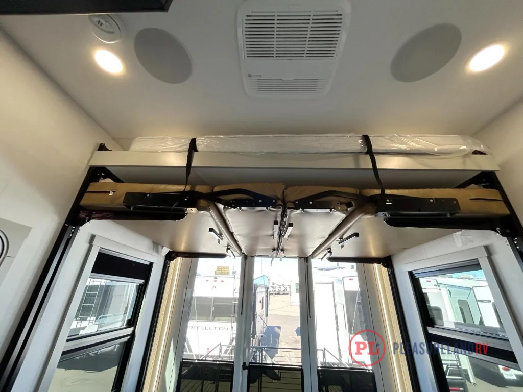 2026 Brinkley Model G 4100, Photos photo 12
