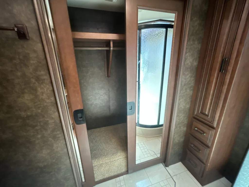2013 Entegra Coach Aspire 42RBQ, Photos photo 34