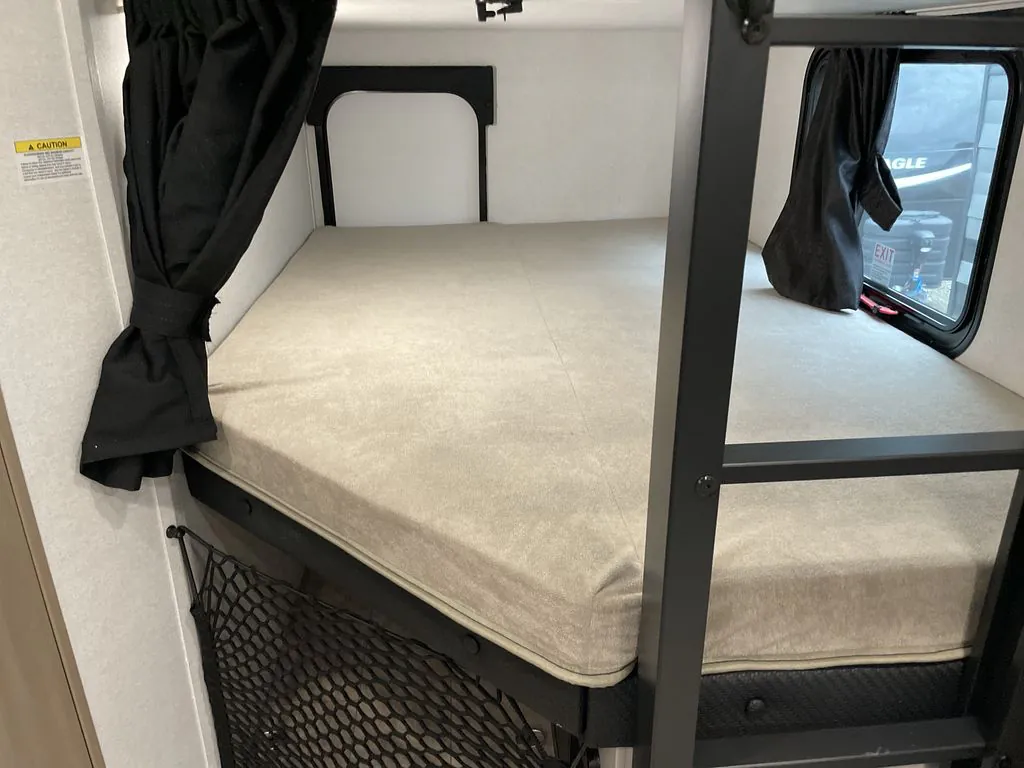 2027 Jayco Jay Feather 29BHB, Photos photo 19