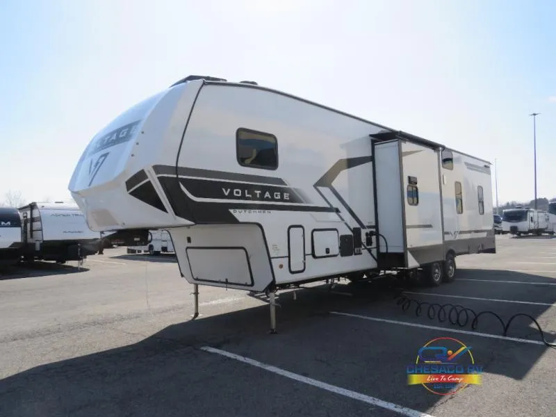 2026 Dutchmen RV Voltage 3600 - Photo 4