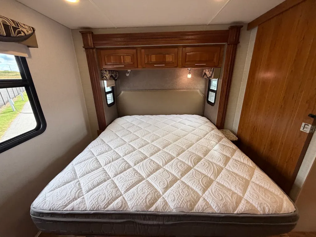 2017 Jayco Precept 35S, Photos photo 32