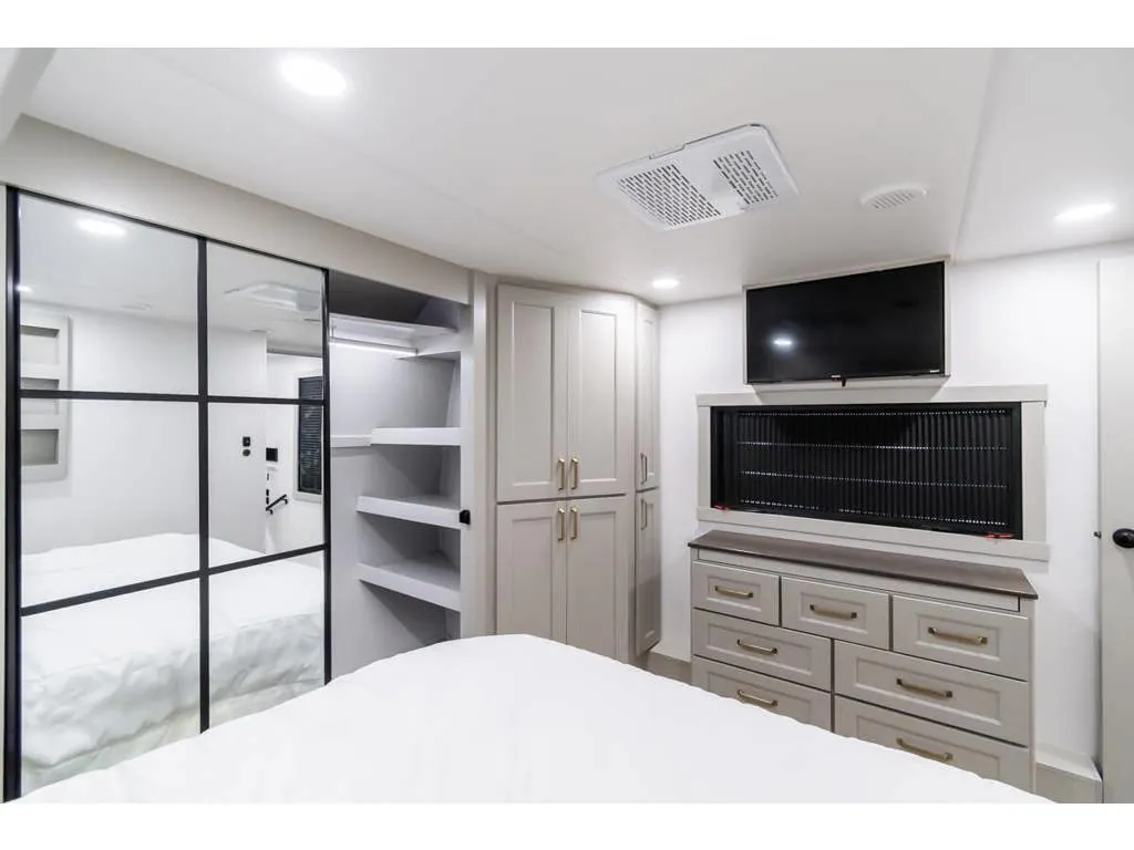 2025 Brinkley Model G 3500, Photos photo 43