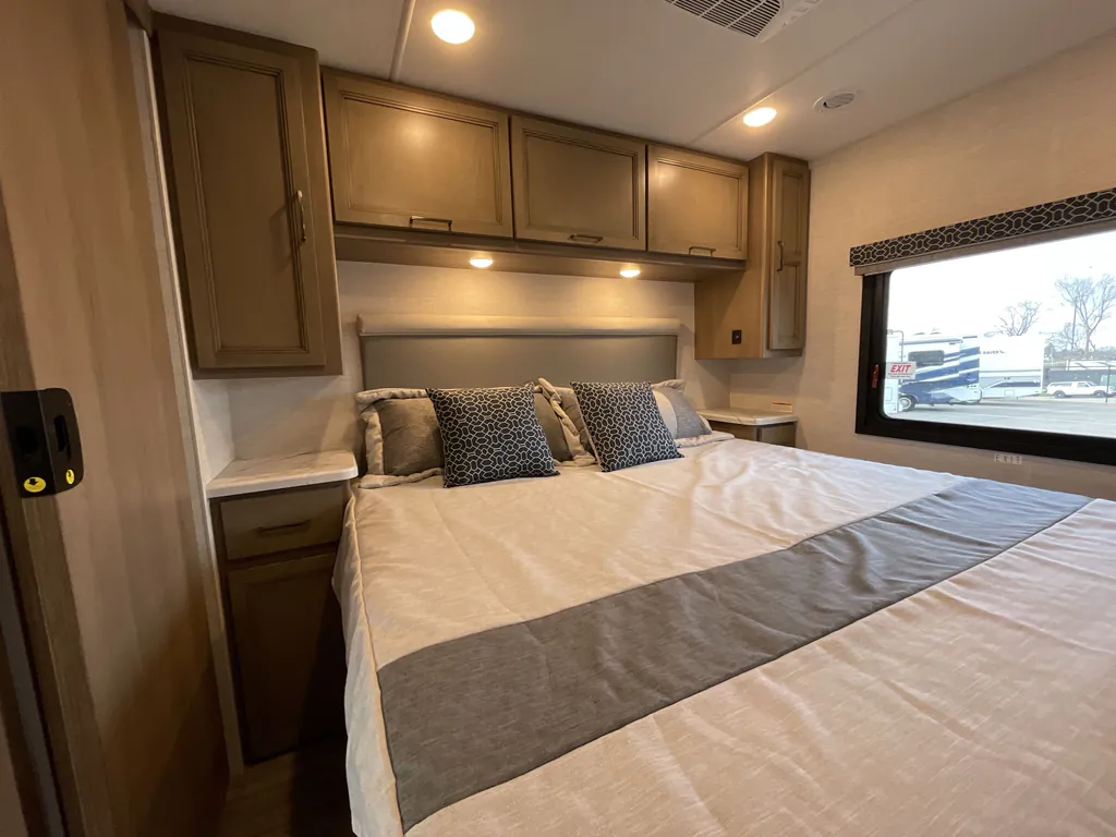 2026 Thor Motor Coach Freedom Traveler A29, Photos photo 23
