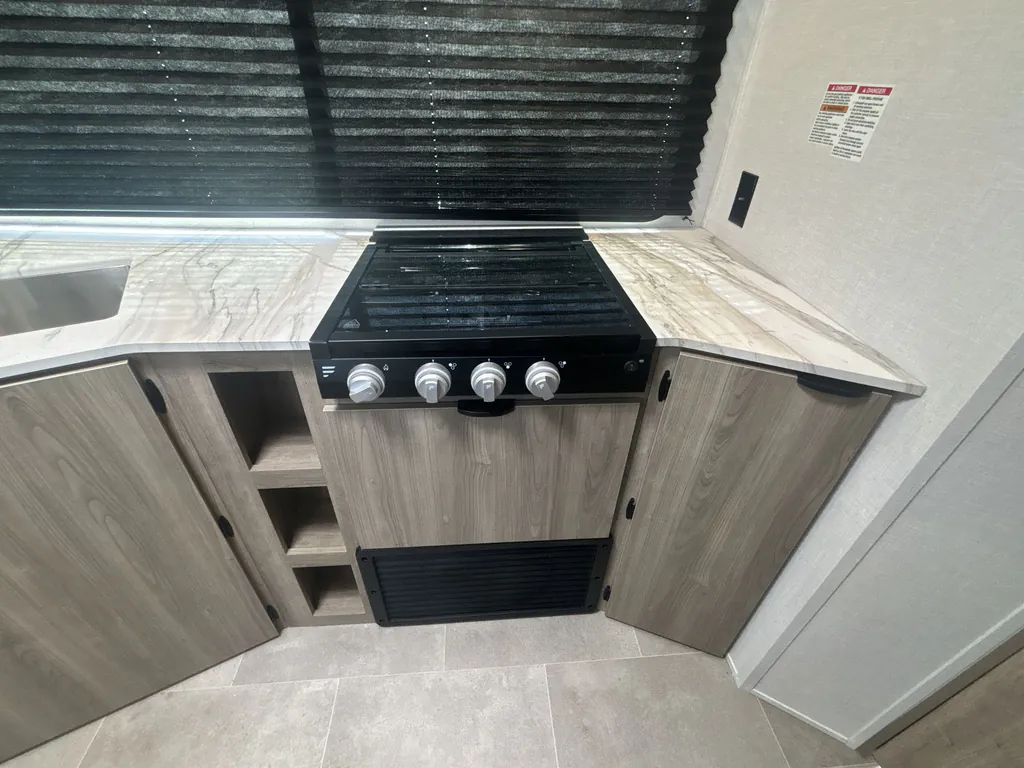 2026 Forest River Airelume 325, Photos photo 10