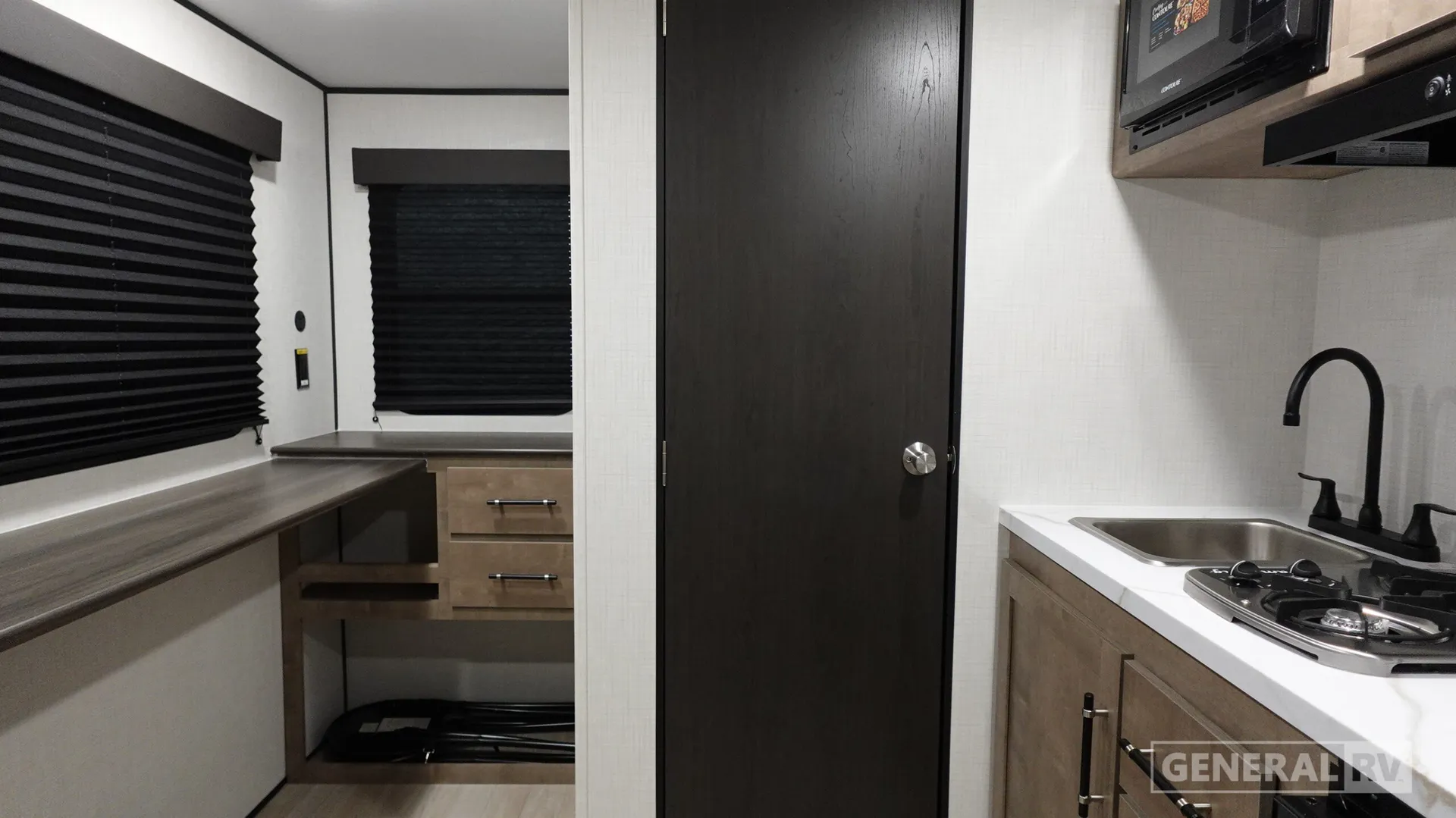2027 Keystone Springdale Mini 1200BT - Photo 3