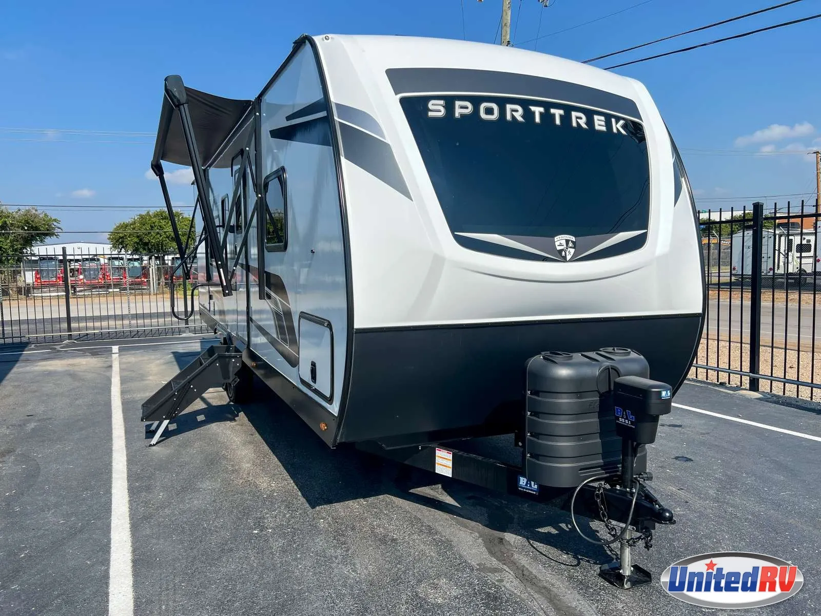 2026 Coachmen Catalina Legacy Edition 323MAZE - Photo 2