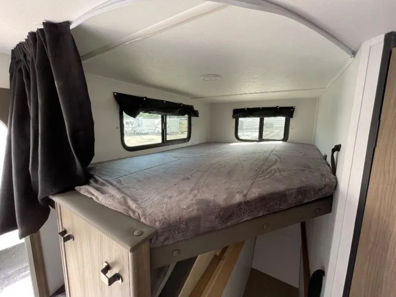 2026 Coachmen Freedom Express Ultra Lite 258BHS, Photos photo 28