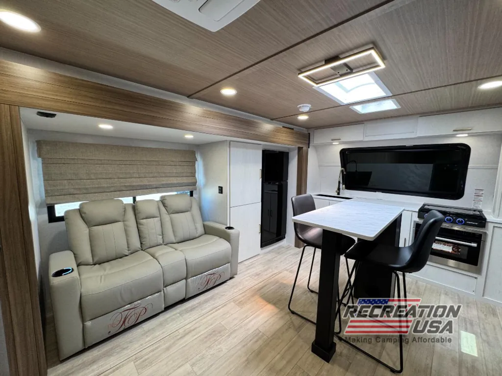 2026 Forest River Vibe Extreme Lite 2500FIK, Photos photo 7
