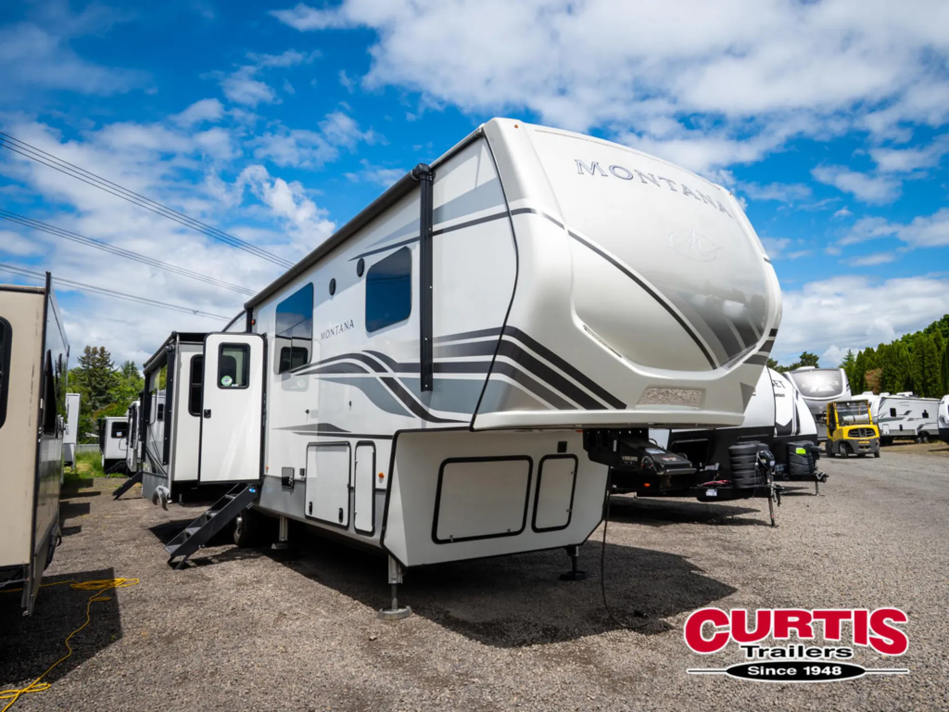 2022 Keystone Montana 3813MS