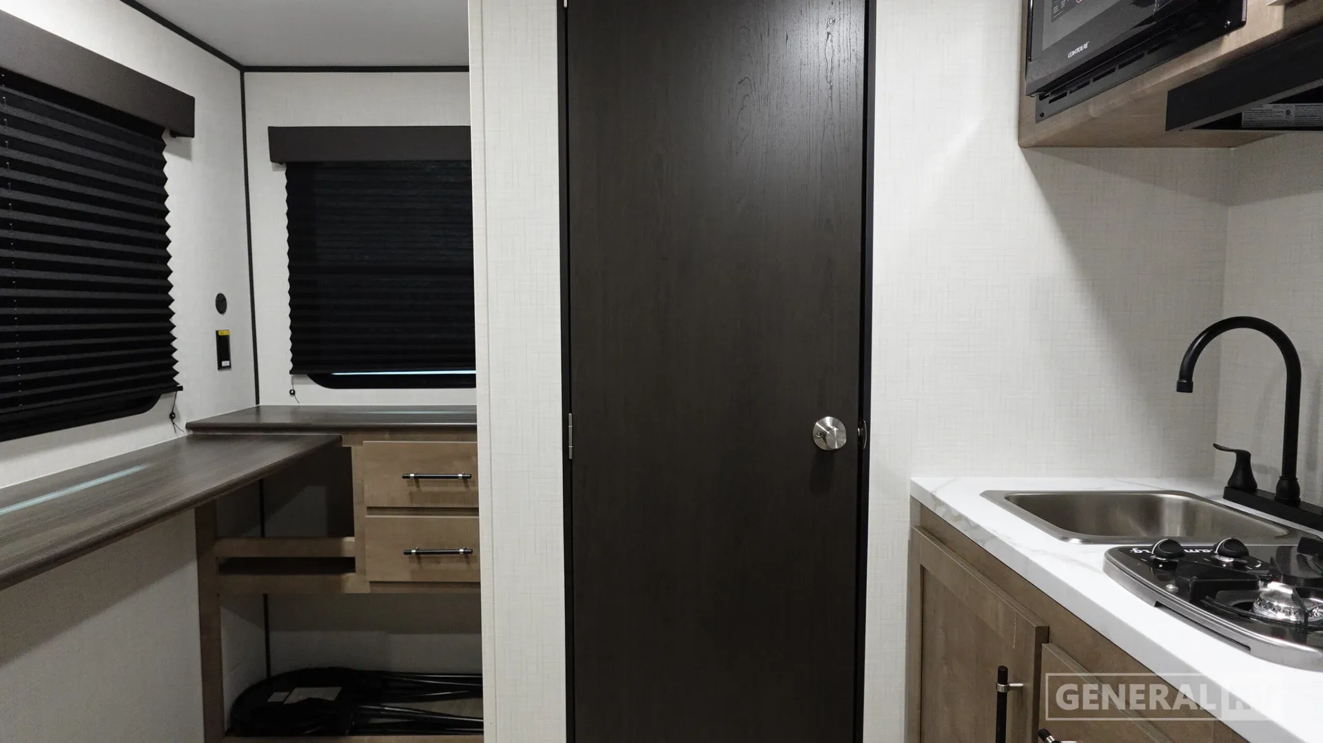 2027 Keystone Springdale Mini 1200BT - Photo 3